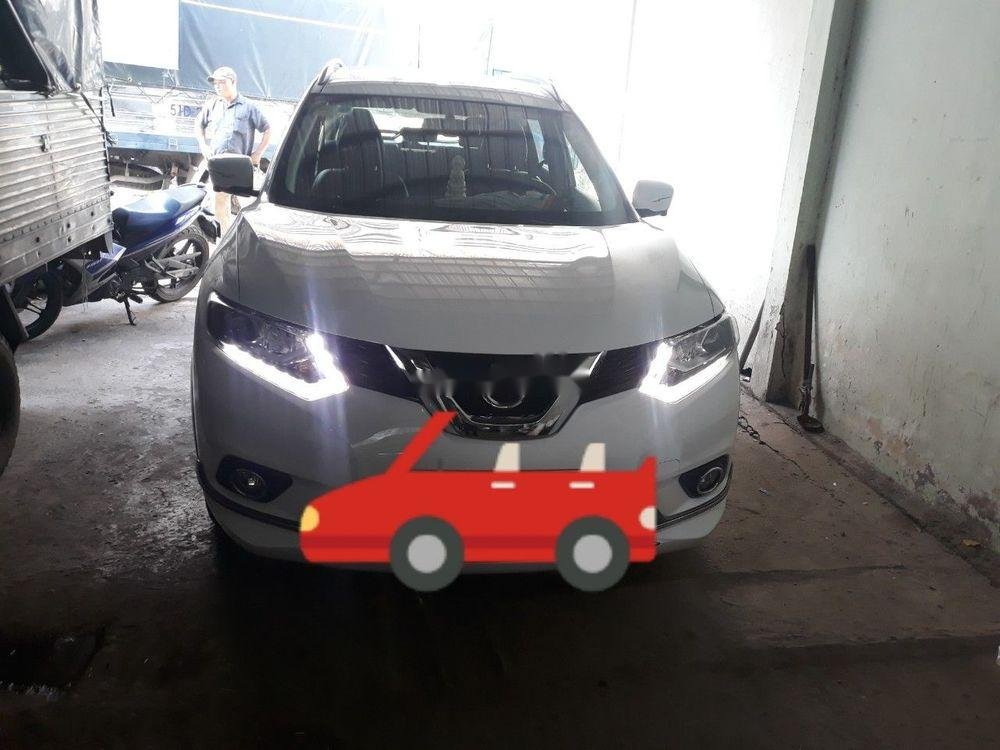 Nissan X trail 2018 - Cần bán Nissan X trail năm sản xuất 2018 chính chủ, 860tr xe nguyên bản