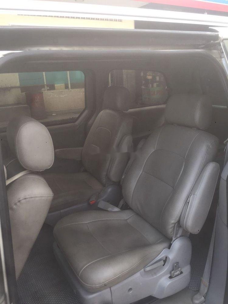 Kia Carnival 2009 - Bán xe Kia Carnival 2009, màu bạc, nhập khẩu nguyên chiếc chính hãng