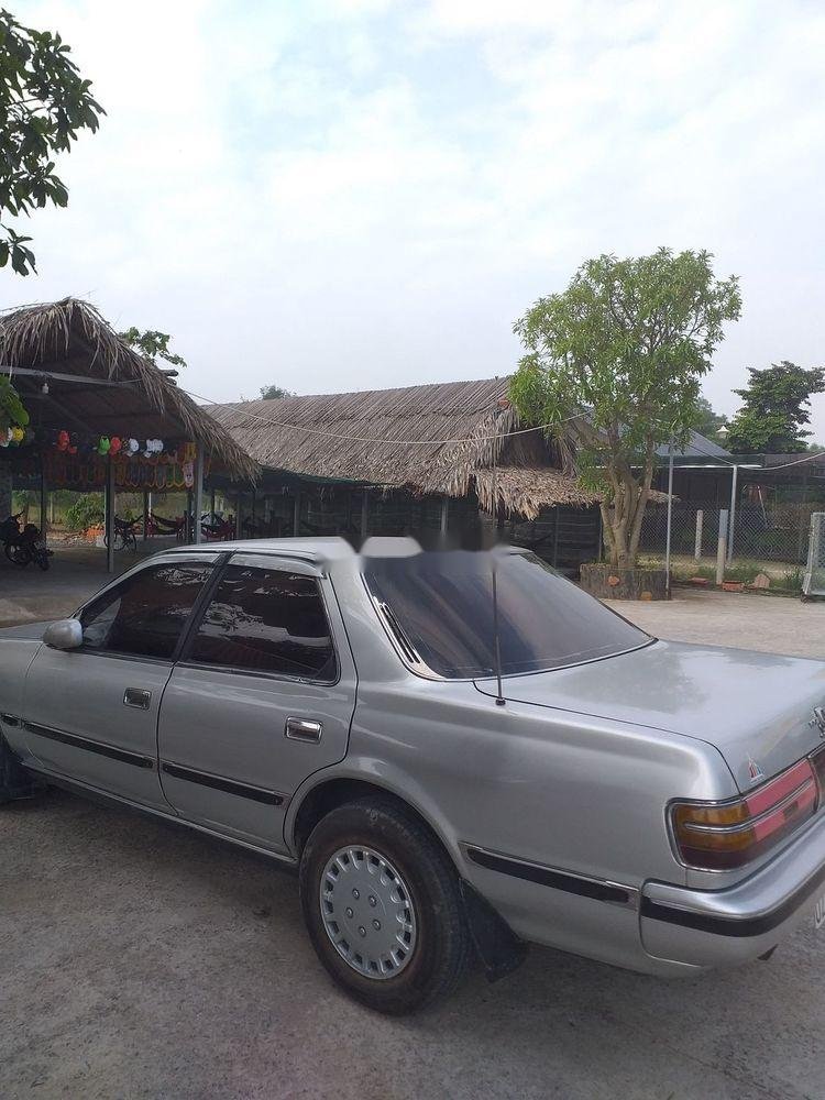 Toyota Cressida   1989 - Bán Toyota Cressida đời 1989, màu bạc, nhập khẩu chính hãng