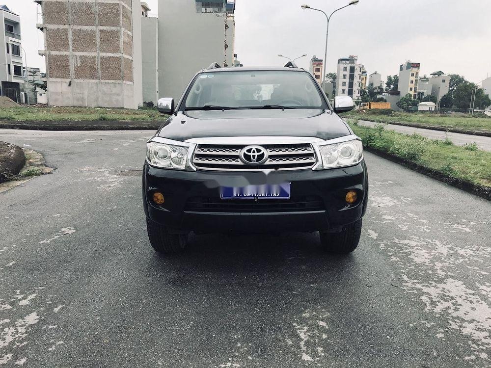 Toyota Fortuner 2011 - Bán ô tô Toyota Fortuner 2011, màu đen xe nguyên bản