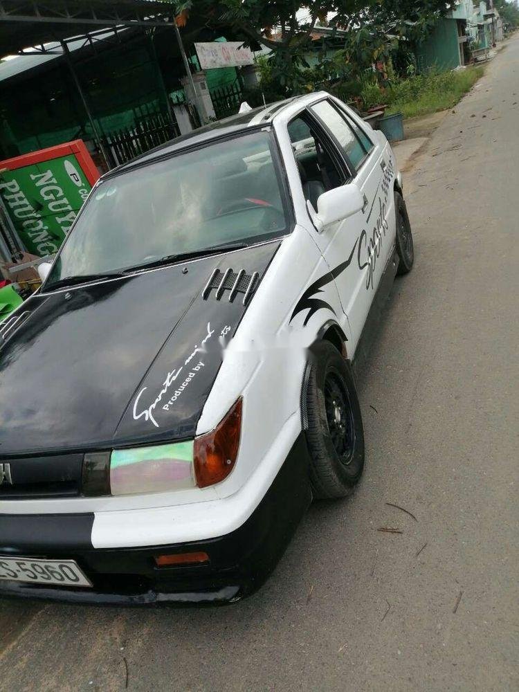 Isuzu Amigo 1992 - Bán Isuzu Amigo năm sản xuất 1992, màu trắng, xe nhập, 75 triệu