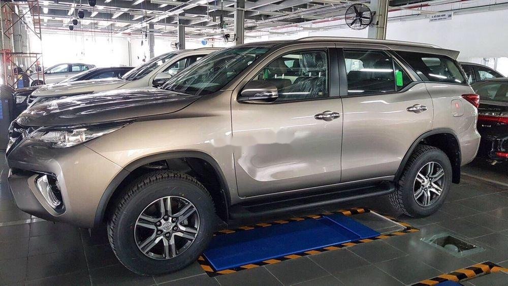 Toyota Fortuner 2019 - Bán xe Toyota Fortuner sx 2019, ưu đãi hấp dẫn