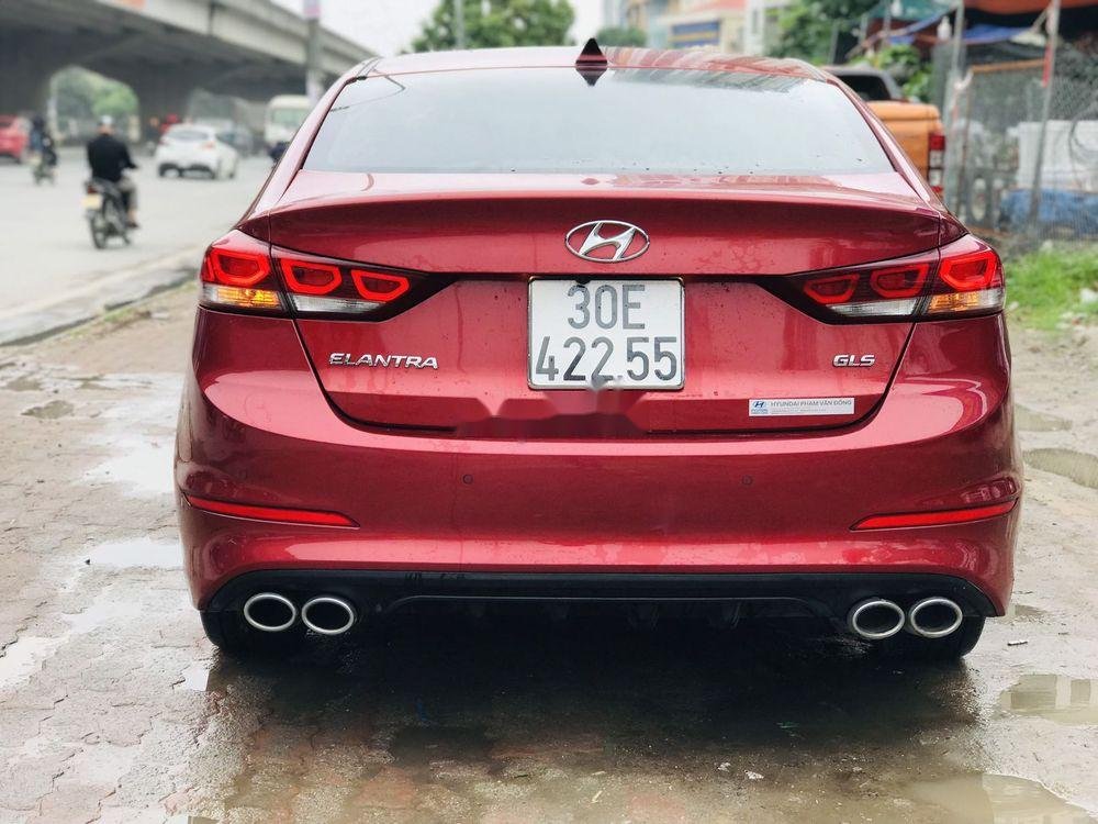 Hyundai Elantra 2017 - Bán xe Hyundai Elantra 2.0 AT sx 2017, giá tốt