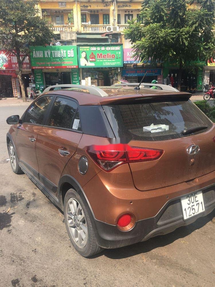 Hyundai i20 Active     2015 - Bán ô tô Hyundai i20 Active đời 2015, màu nâu, nhập khẩu còn mới, 515tr