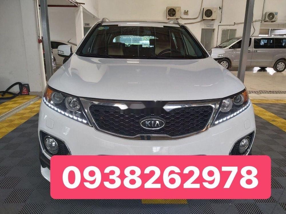 Kia Sorento 2014 - Cần bán xe Kia Sorento năm sản xuất 2014, màu trắng đã đi 70.000 km