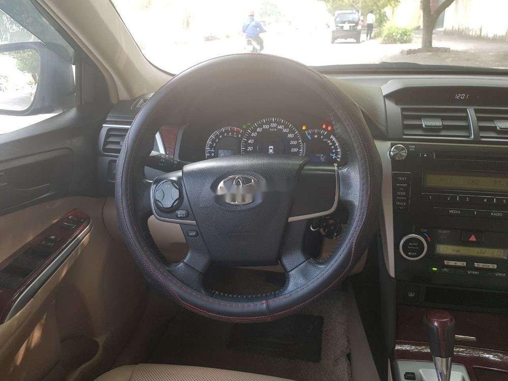 Toyota Camry 2013 - Bán Toyota Camry đời 2013 xe nguyên bản