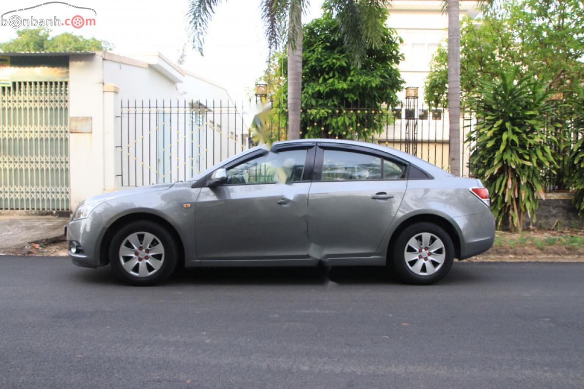 Daewoo Lacetti   2009 - Cần bán Daewoo Lacetti đời 2009, màu xám, xe nhập, giá 273tr