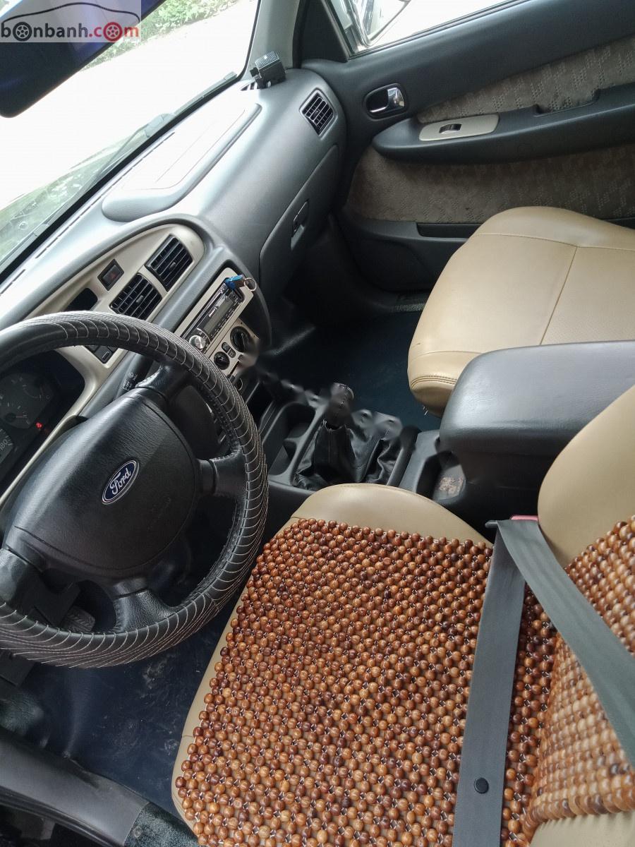 Ford Everest 2005 - Bán Ford Everest đời 2005, màu đen, máy dầu, xe gia đình