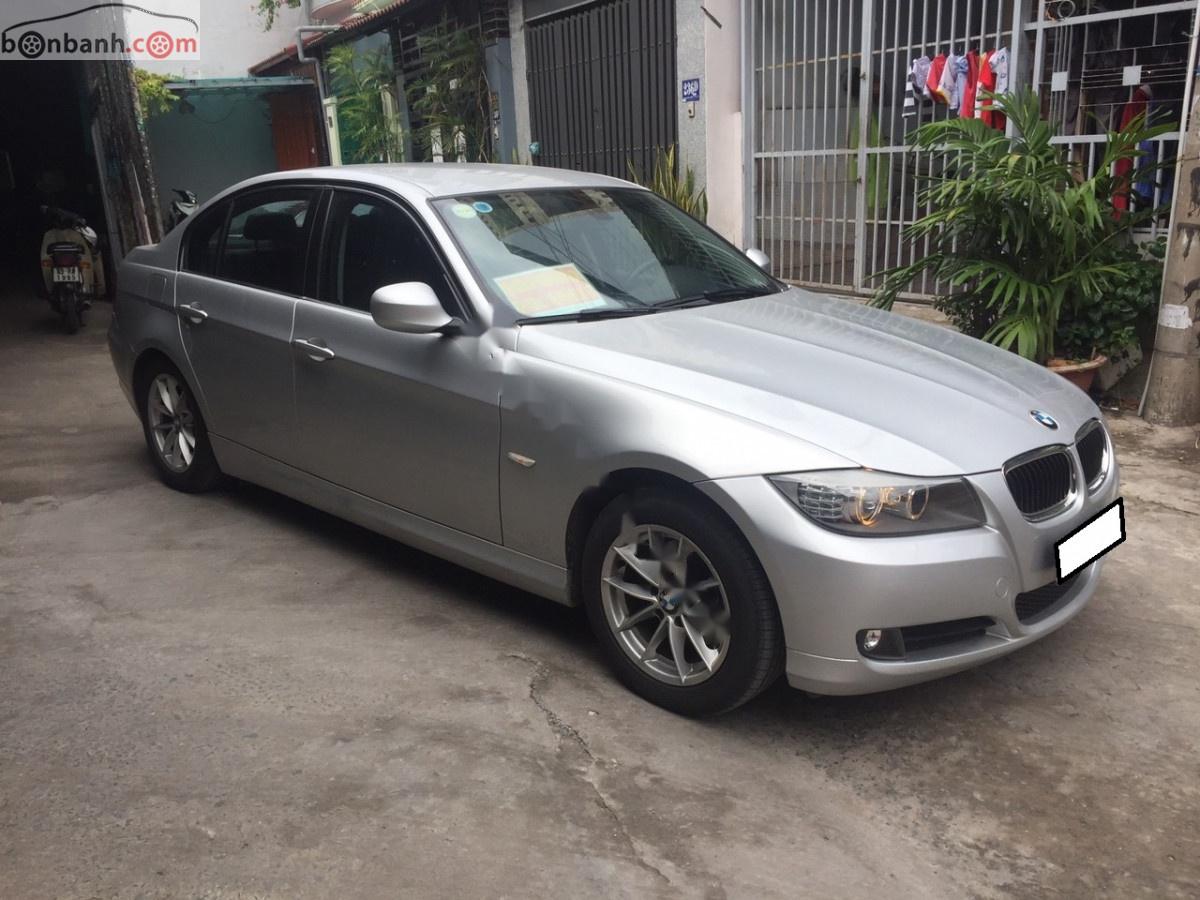 BMW 3 Series 2011 - Bán BMW 320i 2011, màu xám, nhập khẩu còn mới, giá 500tr