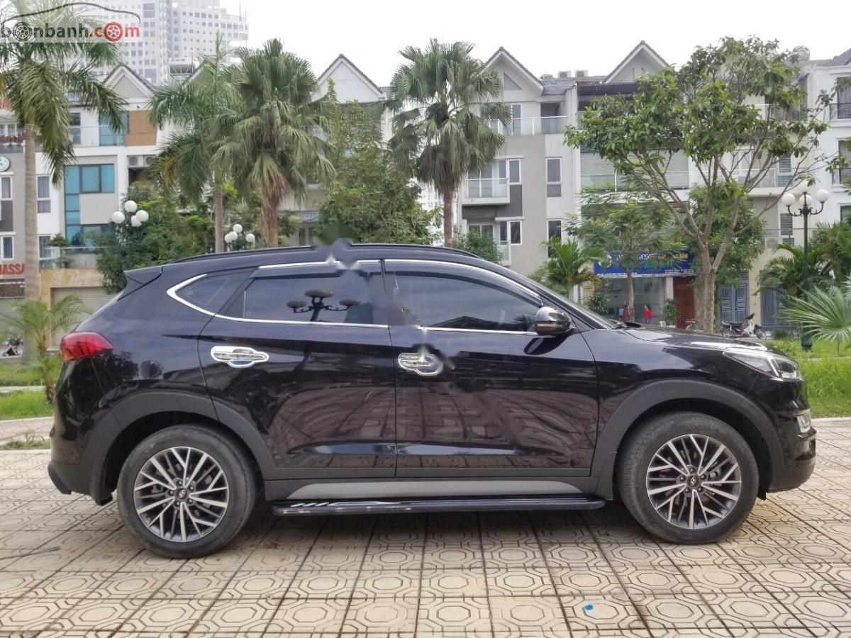 Hyundai Tucson 2019 - Bán Hyundai Tucson đời 2019, màu đen, ít sử dụng, giá tốt