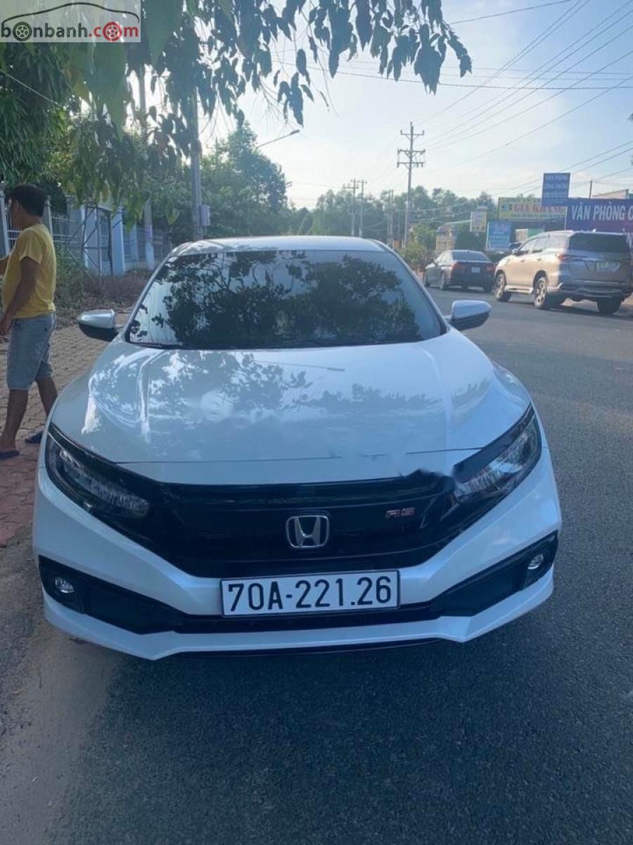 Honda Civic RS 1.5 AT 2019 - Bán ô tô Honda Civic đời 2019, màu trắng, nhập khẩu xe gia đình