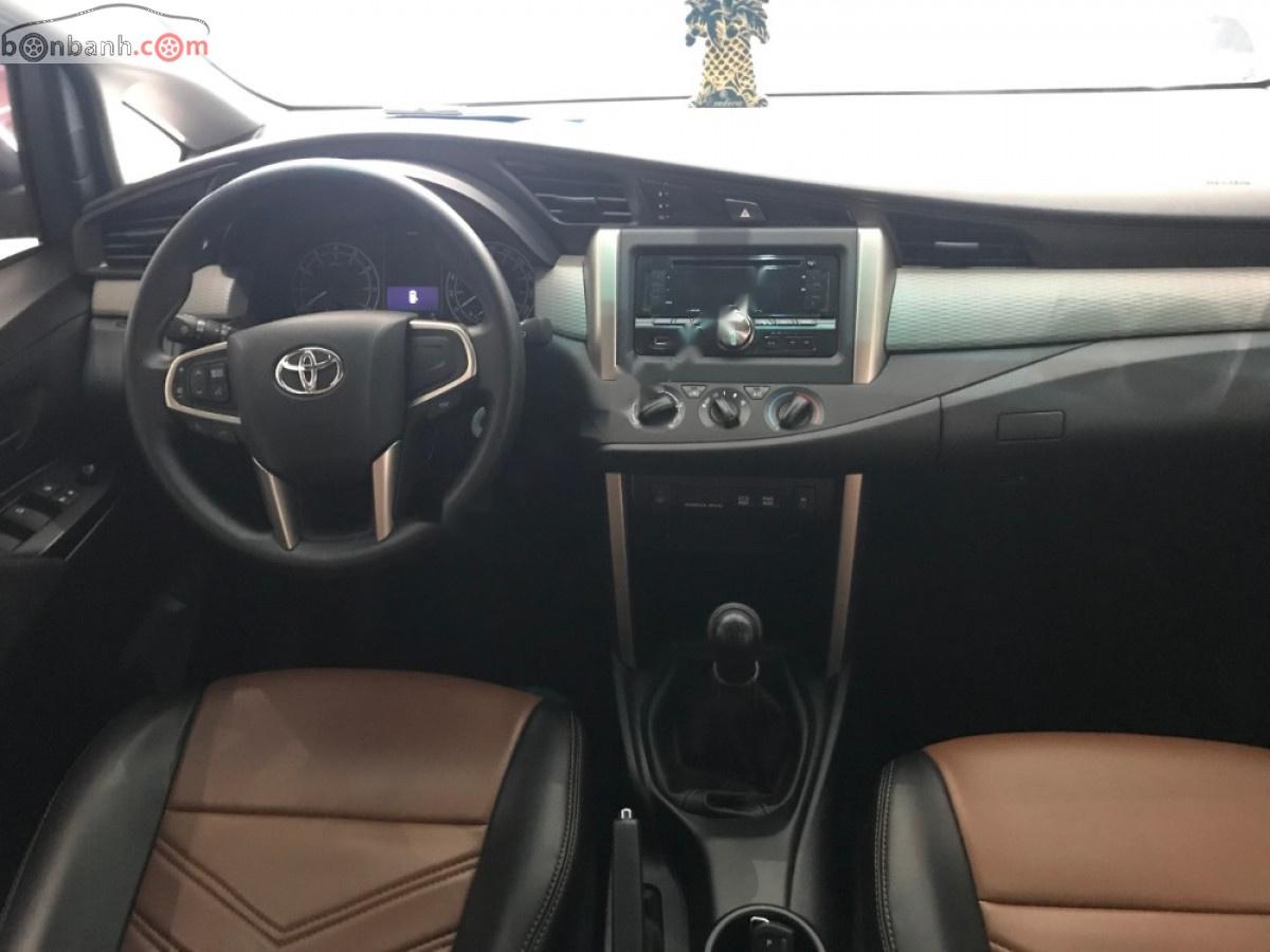 Toyota Innova 2019 - Bán Toyota Innova 2.0E đời 2019, màu bạc