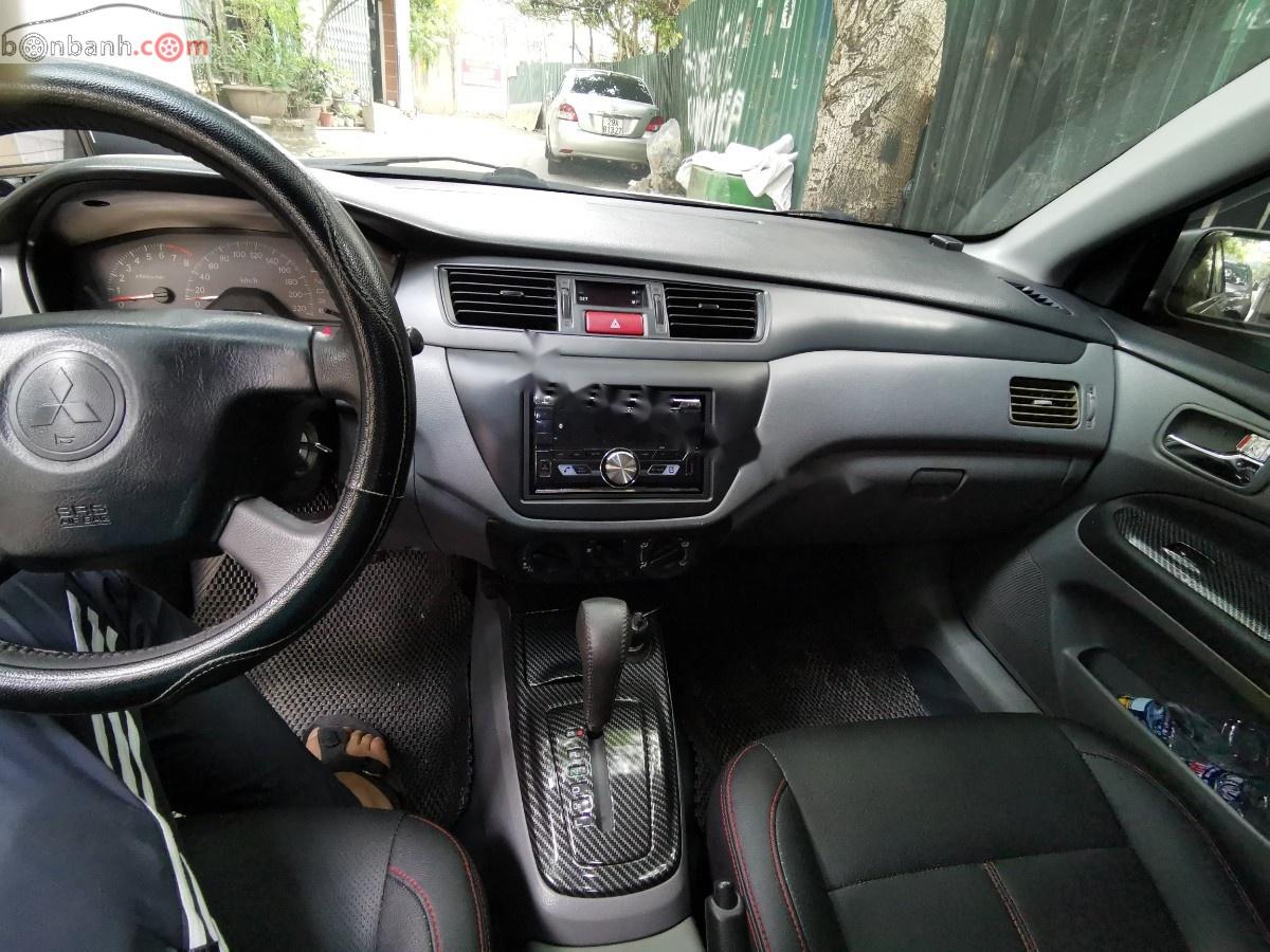 Mitsubishi Lancer 2004 - Bán Mitsubishi Lancer 1.6AT sản xuất năm 2004, màu bạc, giá chỉ 188 triệu