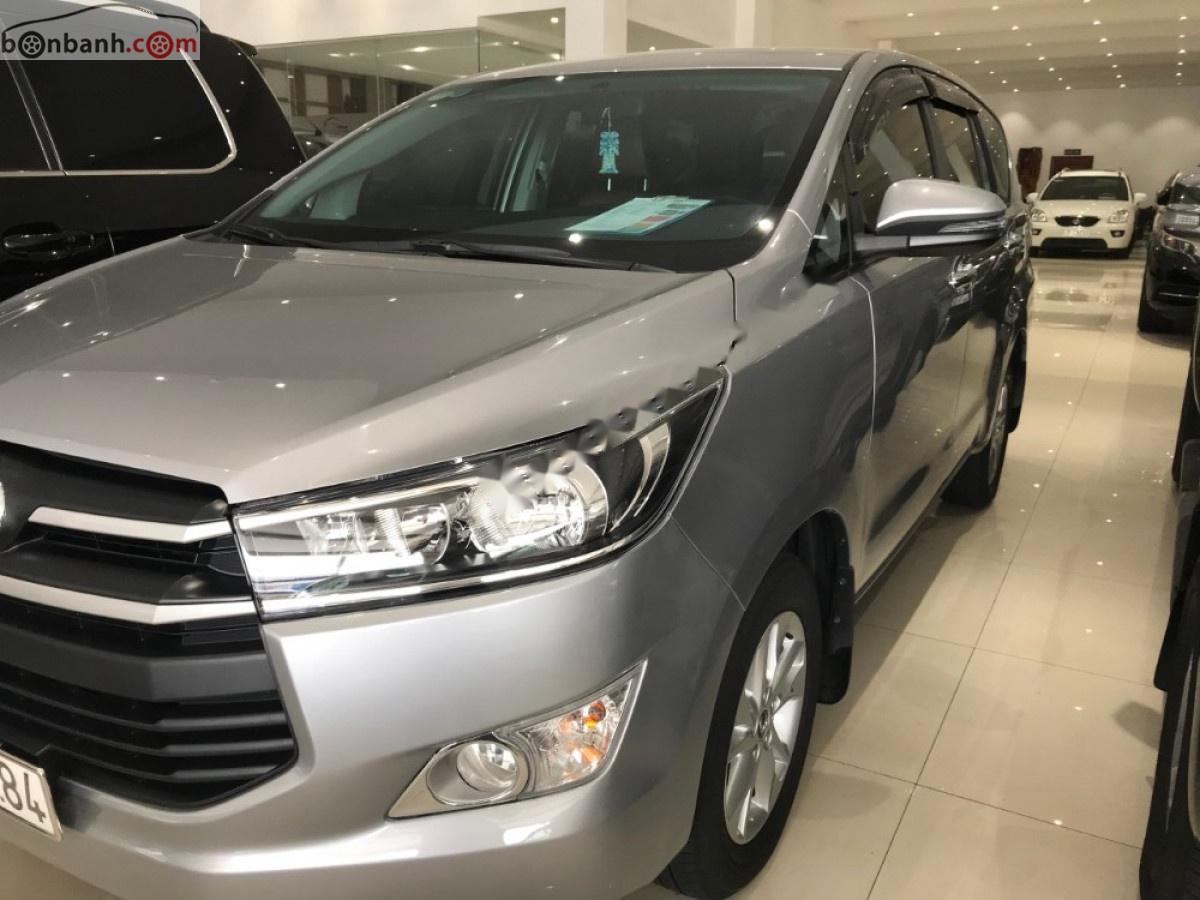 Toyota Innova 2019 - Bán Toyota Innova 2.0E đời 2019, màu bạc