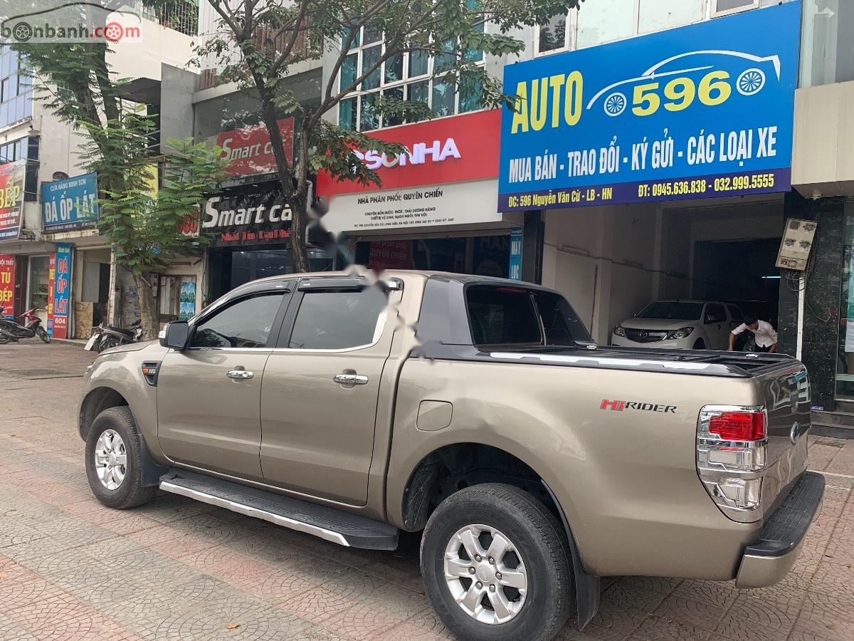 Ford Ranger 2015 - Bán Ford Ranger 2.2 AT năm sản xuất 2015, màu vàng, nhập khẩu