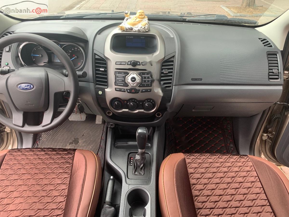 Ford Ranger 2015 - Bán Ford Ranger 2.2 AT năm sản xuất 2015, màu vàng, nhập khẩu