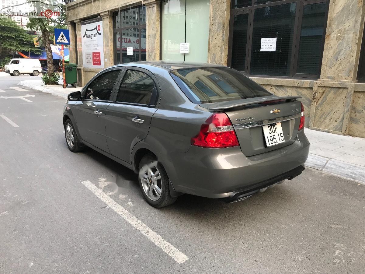 Chevrolet Aveo 2018 - Bán xe Chevrolet Aveo 1.4 LTZ 2018, màu xám số tự động, 375tr