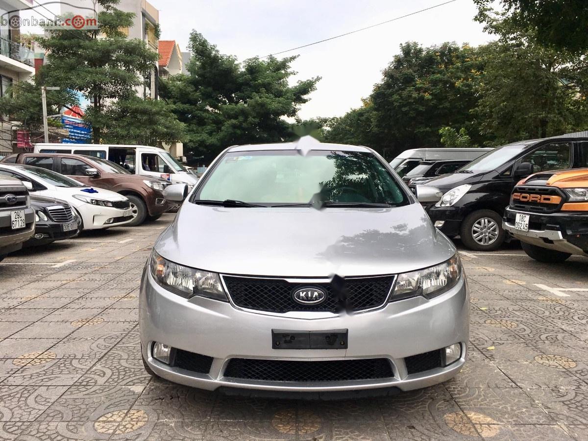 Kia Forte SX 1.6 AT 2010 - Bán xe cũ Kia Forte SX 1.6 AT sản xuất năm 2010, màu bạc