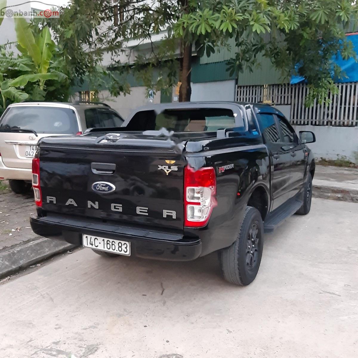 Ford Ranger   2016 - Bán Ford Ranger XLS 2.2L 4x2 MT 2016, màu đen, xe nhập chính chủ