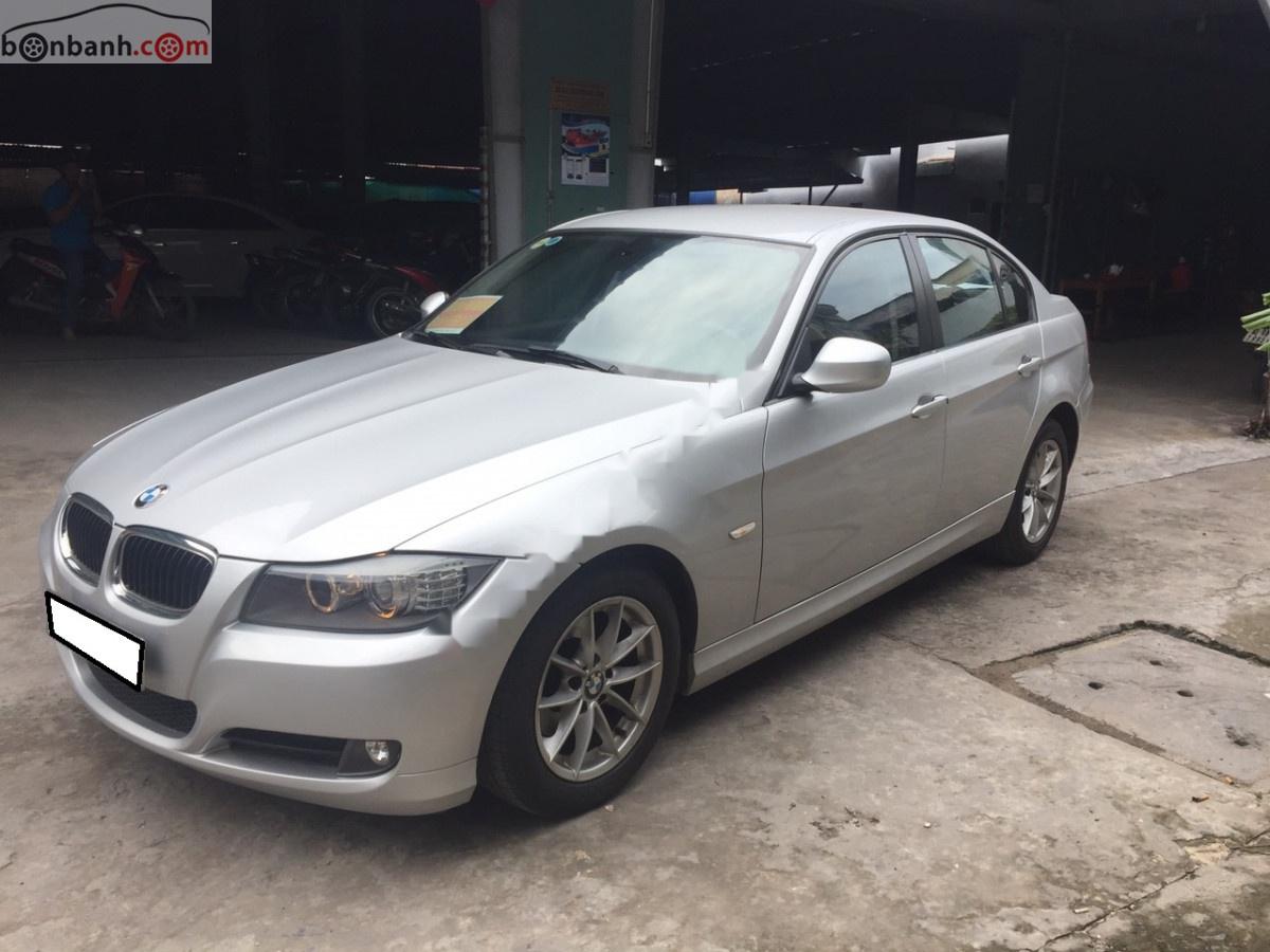 BMW 3 Series 2011 - Bán BMW 320i 2011, màu xám, nhập khẩu còn mới, giá 500tr