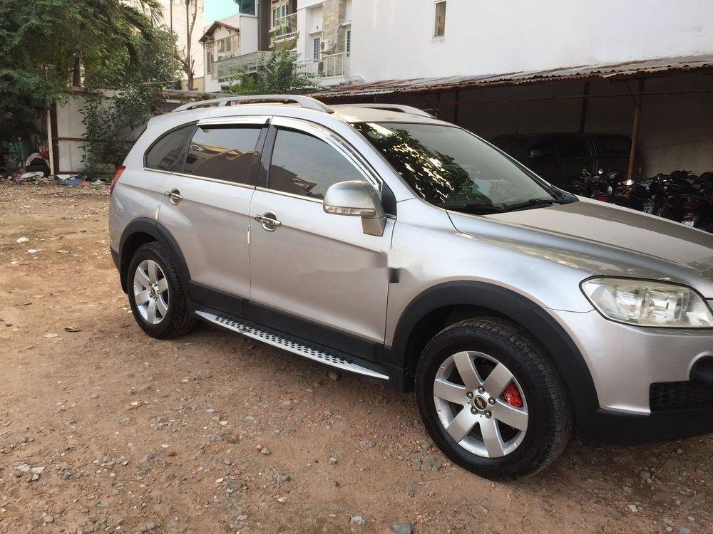 Chevrolet Captiva 2007 - Bán Chevrolet Captiva MT đời 2007, màu bạc số sàn, 268 triệu