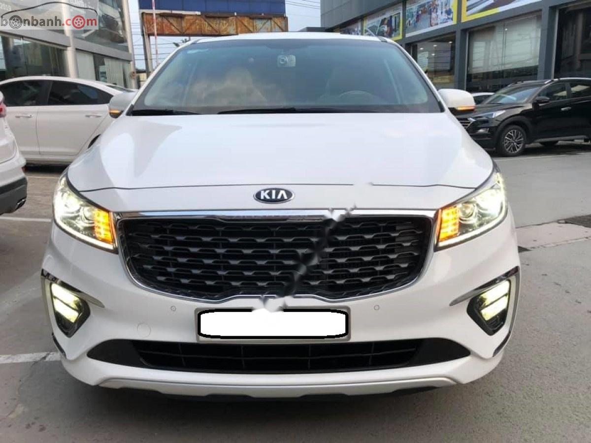 Kia Sedona   2019 - Bán ô tô Kia Sedona đời 2019, màu trắng, số tự động