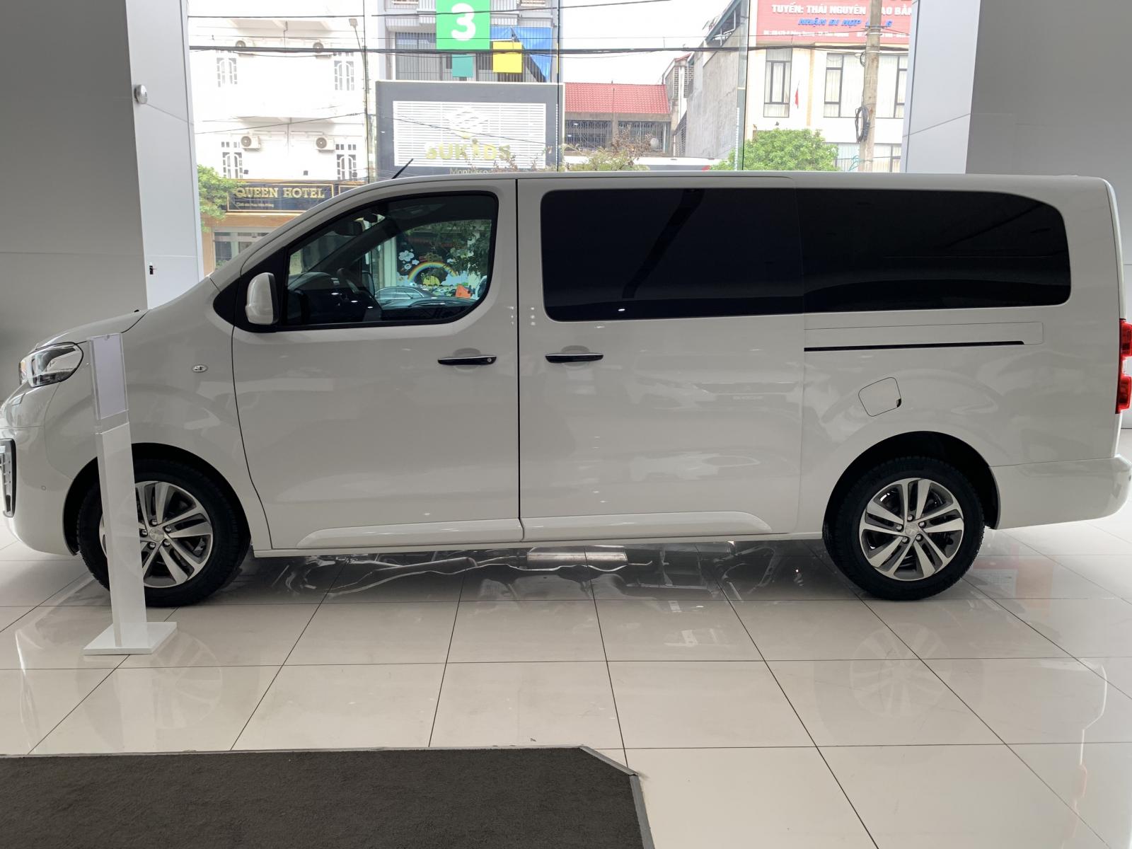 Peugeot Peugeot khác Luxurry 2019 - Giá xe Peugeot Traveller màu trắng về Thái Nguyên 