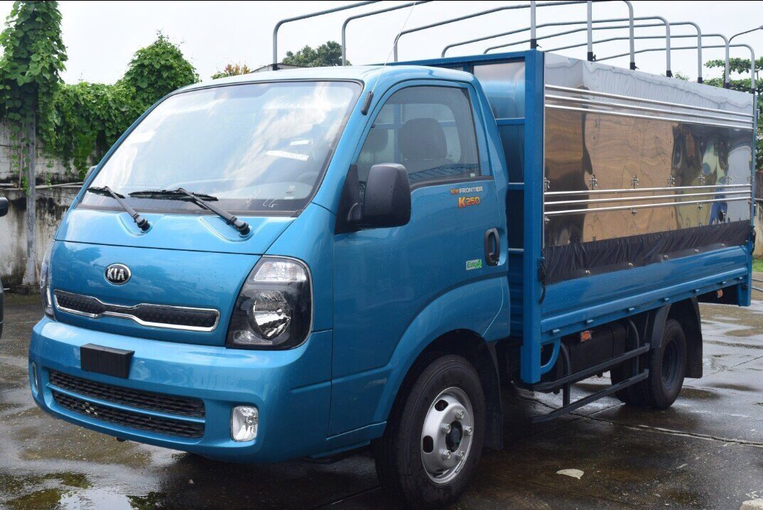 Thaco Kia 2019 - Bán xe tải 2.4 tấn, thùng mui bạc, trả trước 140 triệu, tại Bà Rịa - Vũng Tàu