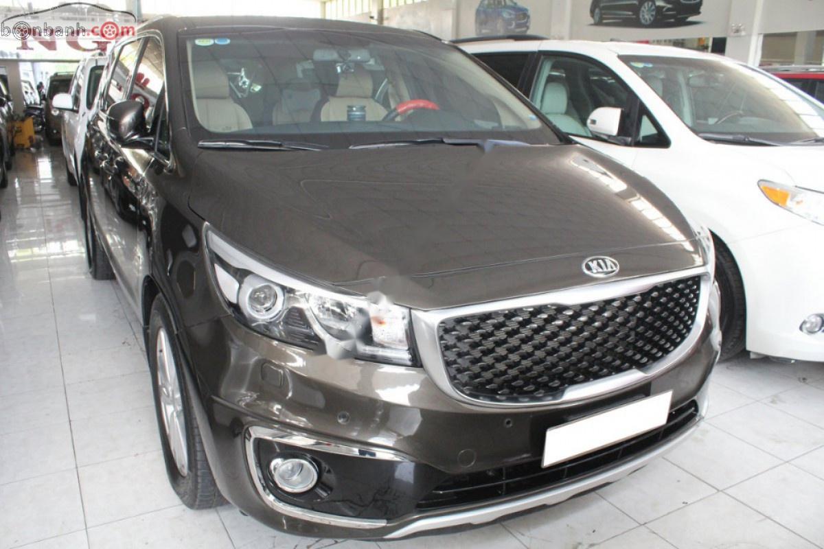 Kia Sedona 3.3L GATH 2016 - Bán ô tô Kia Sedona 3.3L GATH 2016, màu nâu, giá chỉ 950 triệu