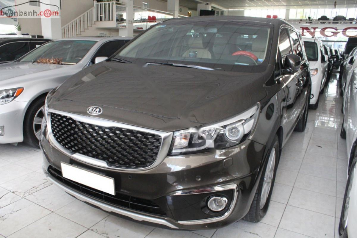 Kia Sedona 3.3L GATH 2016 - Bán ô tô Kia Sedona 3.3L GATH 2016, màu nâu, giá chỉ 950 triệu