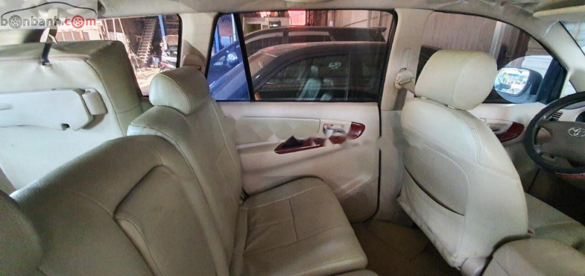 Toyota Innova G 2006 - Bán Toyota Innova G năm sản xuất 2006, màu bạc, 280 triệu