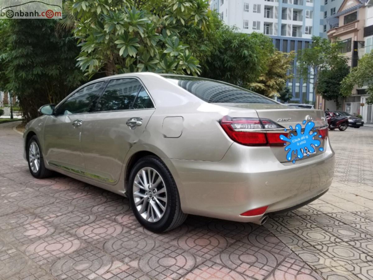 Toyota Camry   2018 - Bán xe Toyota Camry 2.5Q đời 2018, màu hồng, chính chủ