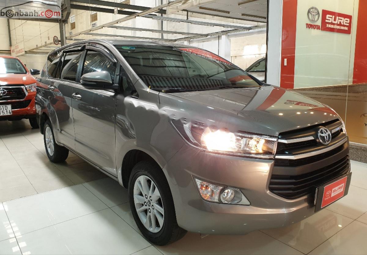 Toyota Innova 2.0E 2019 - Bán Toyota Innova E năm sản xuất 2019 số sàn, 730 triệu