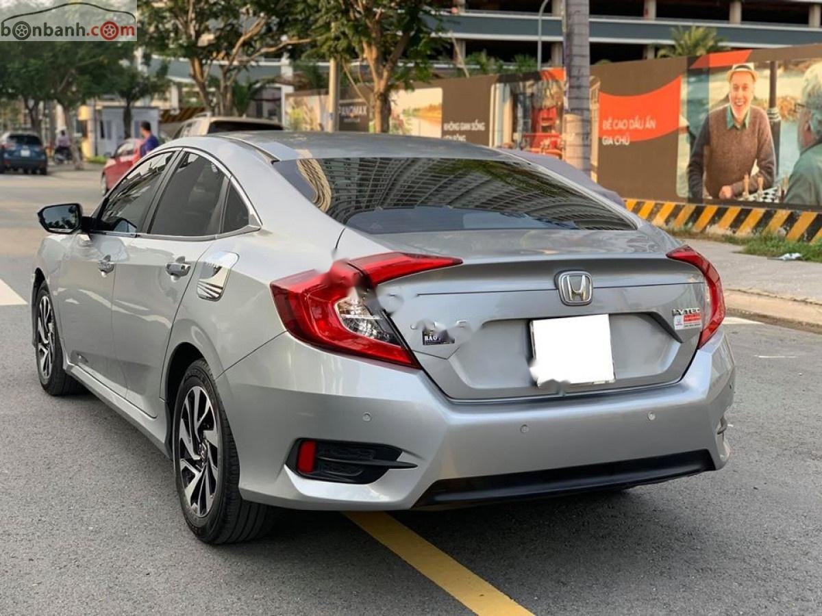 Honda Civic 2018 - Cần bán gấp Honda Civic năm nhập khẩu nguyên chiếc chính hãng