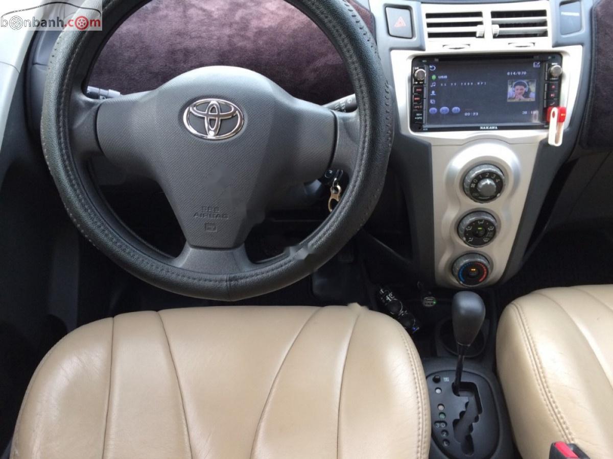 Toyota Yaris 2007 - Bán Toyota Yaris sản xuất 2007, màu đỏ, xe nhập số tự động giá cả hợp lý