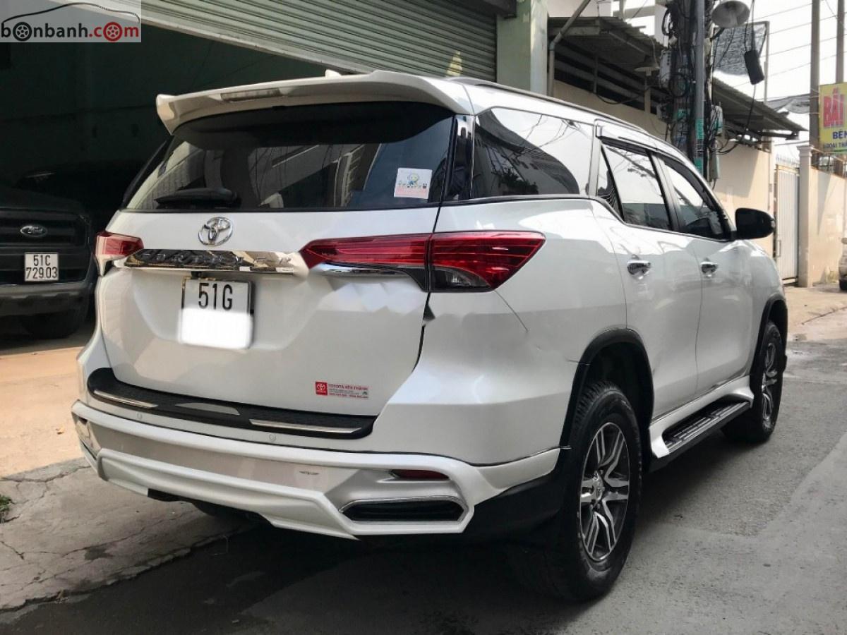 Toyota Fortuner 2.7V 4x2 AT 2017 - Cần bán Toyota Fortuner đời 2017, màu trắng, nhập khẩu  