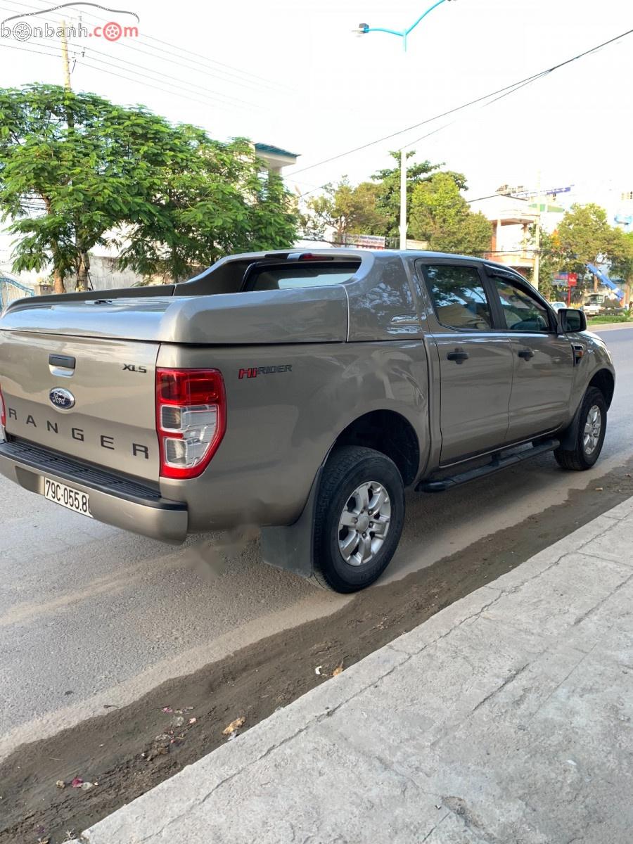 Ford Ranger XLS 2.2L 4x2 AT 2014 - Cần bán gấp Ford Ranger XLS đời 2014, xe nhập, giá 475tr