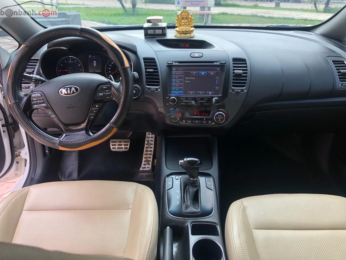 Kia Cerato 2016 - Bán Kia Cerato năm 2016, số tự động giá cạnh tranh