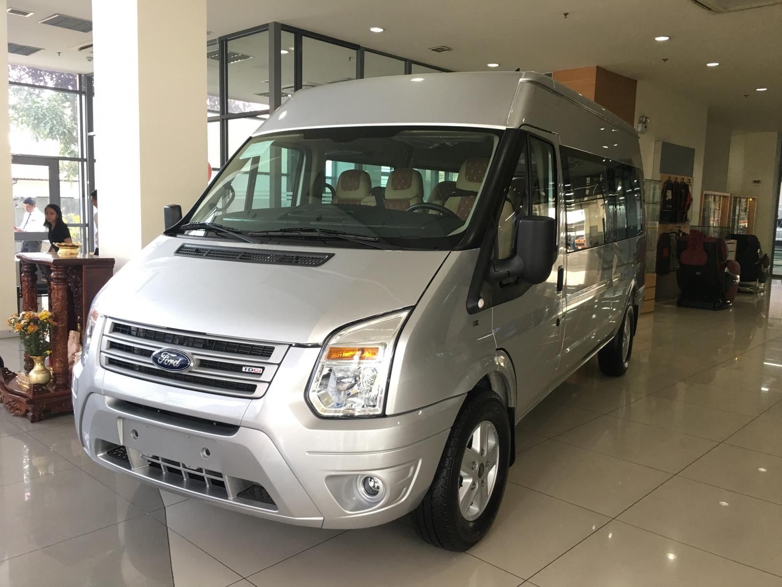 Ford Transit 2019 - Bán Ford Transit giá niêm yết từ 725Tr - KM khủng chưa từng có