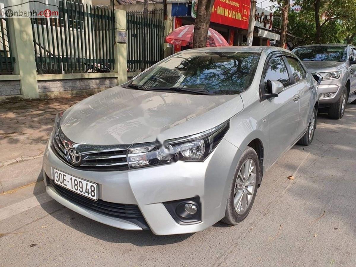 Toyota Corolla      2016 - Bán Toyota Corolla sản xuất năm 2016, màu bạc giá cạnh tranh