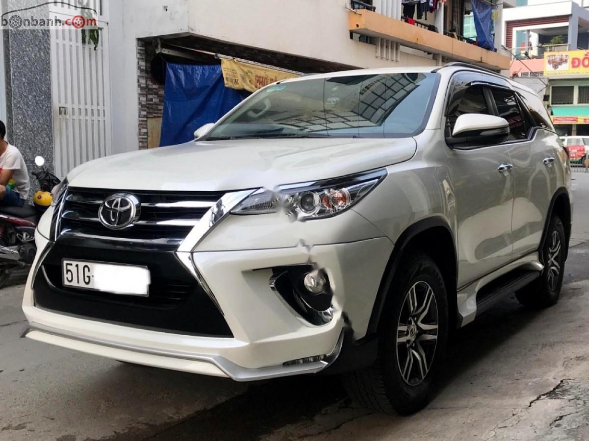 Toyota Fortuner 2.7V 4x2 AT 2017 - Cần bán Toyota Fortuner đời 2017, màu trắng, nhập khẩu  