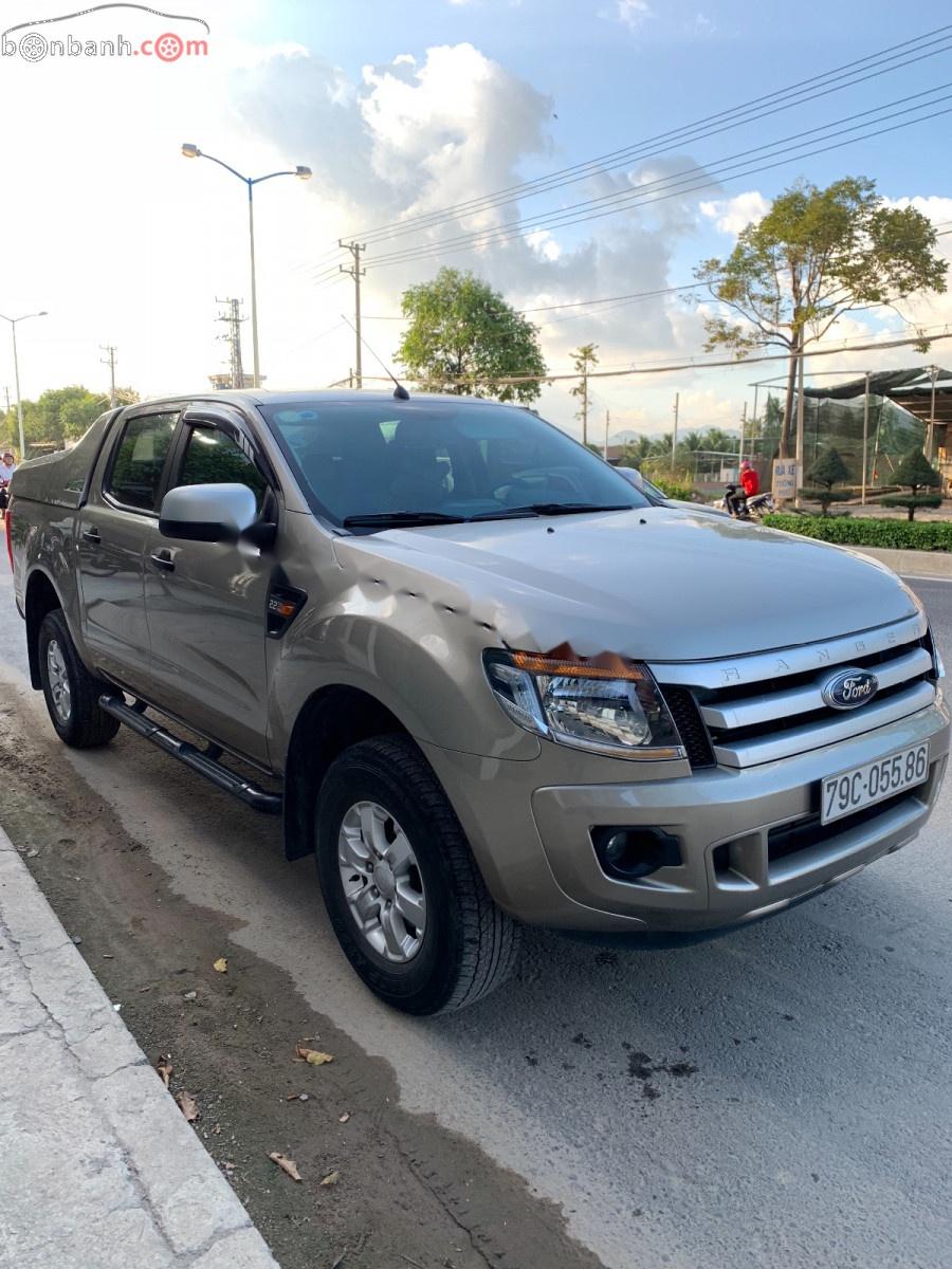 Ford Ranger XLS 2.2L 4x2 AT 2014 - Cần bán gấp Ford Ranger XLS đời 2014, xe nhập, giá 475tr