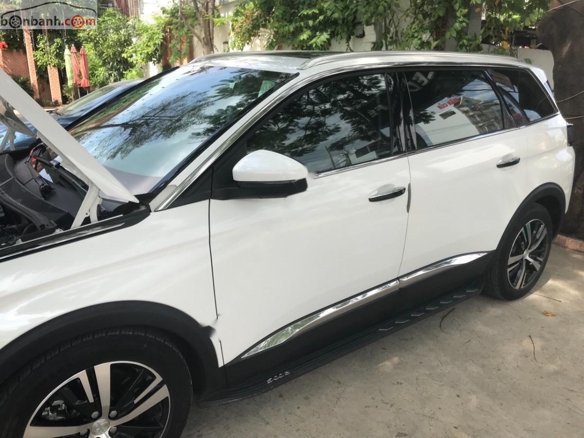 Peugeot 5008 2018 - Cần bán Peugeot 5008 2018, màu trắng, đi chuẩn 20.000 km