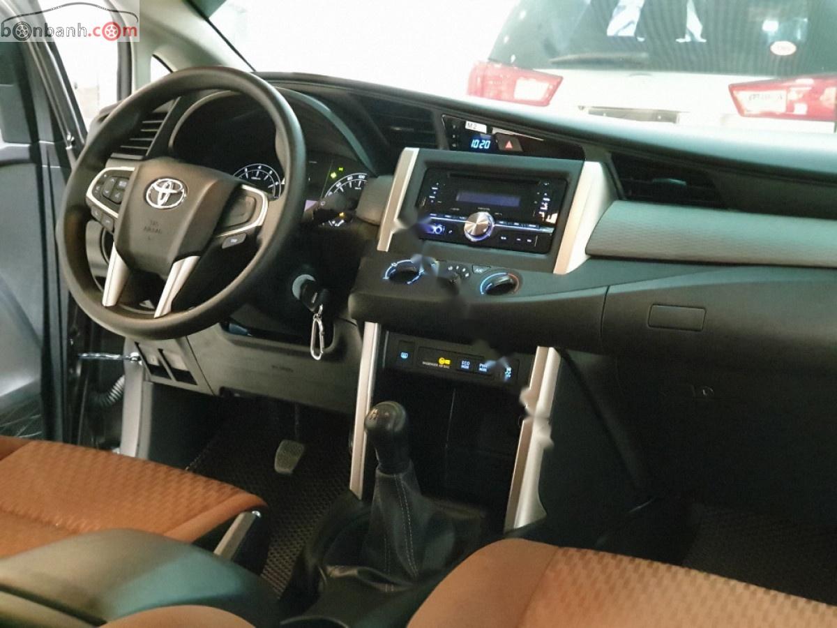 Toyota Innova 2.0E 2019 - Bán Toyota Innova E năm sản xuất 2019 số sàn, 730 triệu