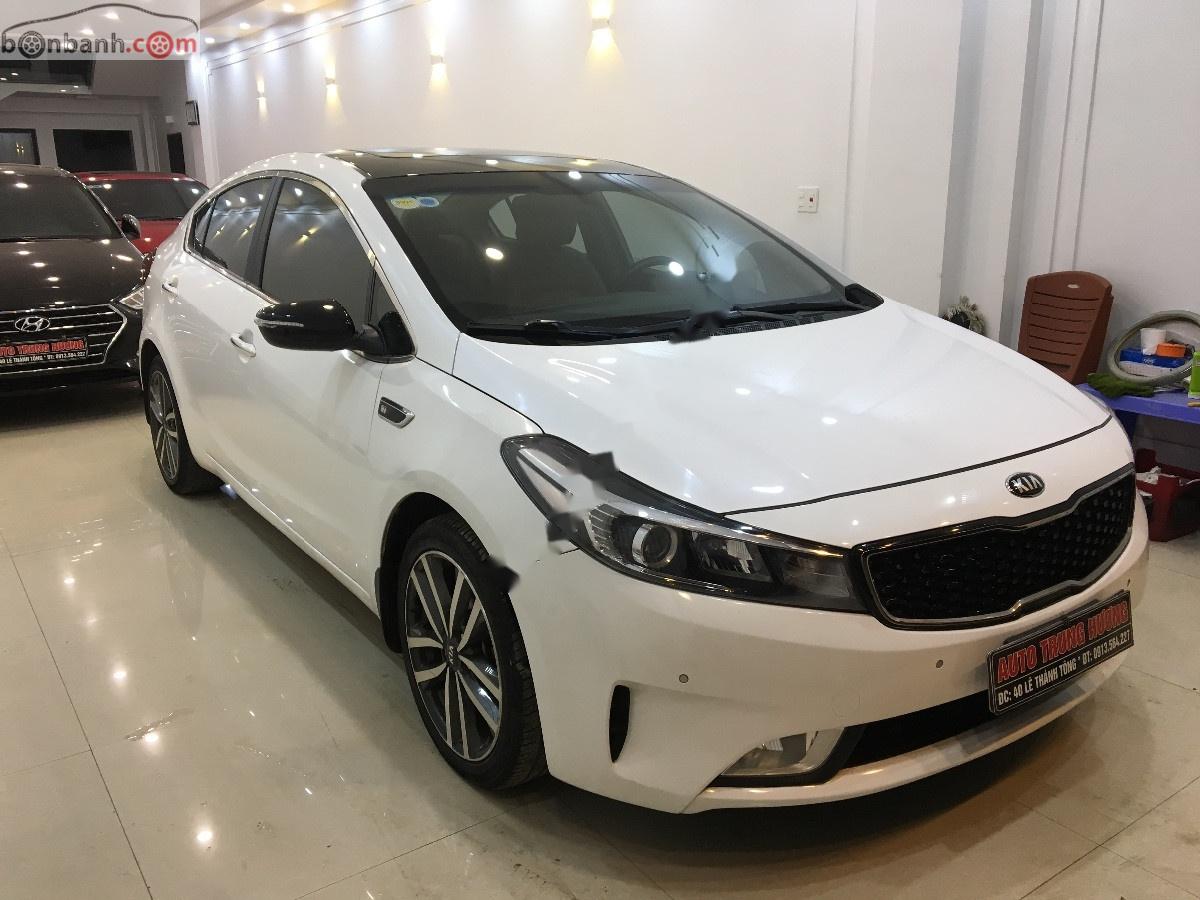 Kia Cerato   2016 - Bán xe Kia Cerato 1.6 AT sản xuất 2016, màu trắng, giá tốt