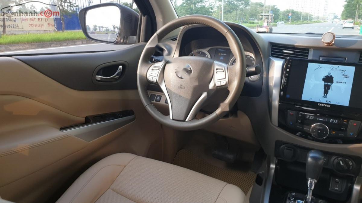 Nissan Navara VL  2015 - Bán ô tô Nissan Navara VL đời 2015, màu nâu, xe nhập, giá 585tr