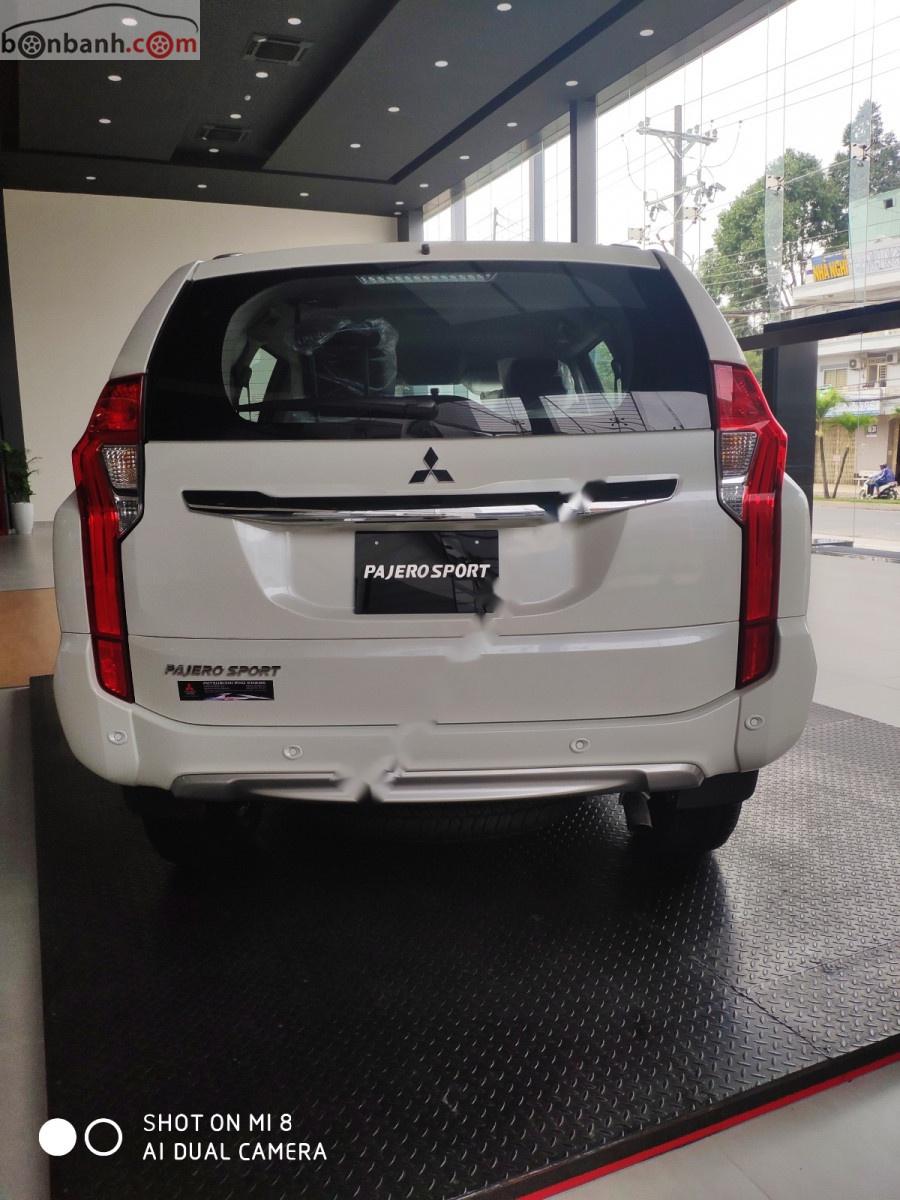 Mitsubishi Pajero Sport 2019 - Bán xe Mitsubishi Pajero Sport đời 2019, màu trắng, nhập khẩu giá cạnh tranh