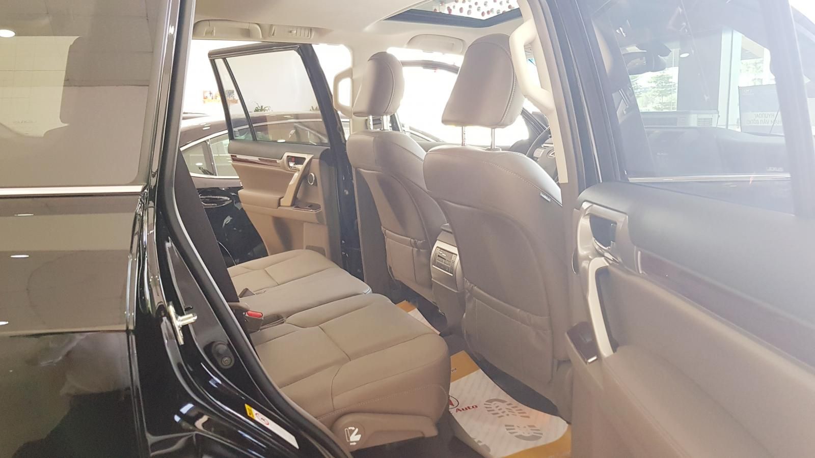 Lexus GX 460 Luxury 2019 - Bán Lexus Gx460 Luxury sản xuất 2019, màu đen, giao ngay