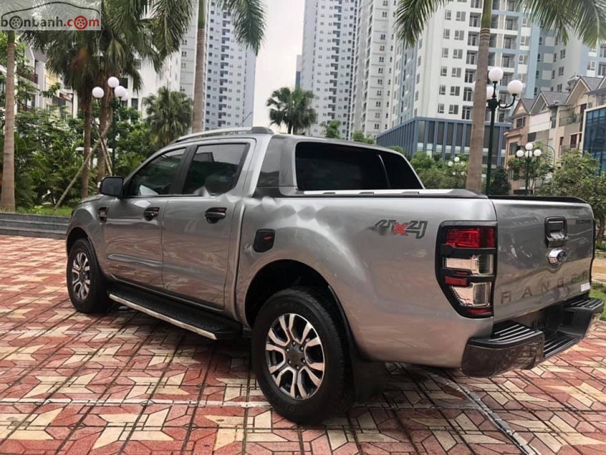 Ford Ranger Wildtrak 3.2L 4x4 AT 2016 - Cần bán gấp Ford Ranger Wildtrak 3.2L 4x4 AT năm 2016, nhập khẩu, 690tr