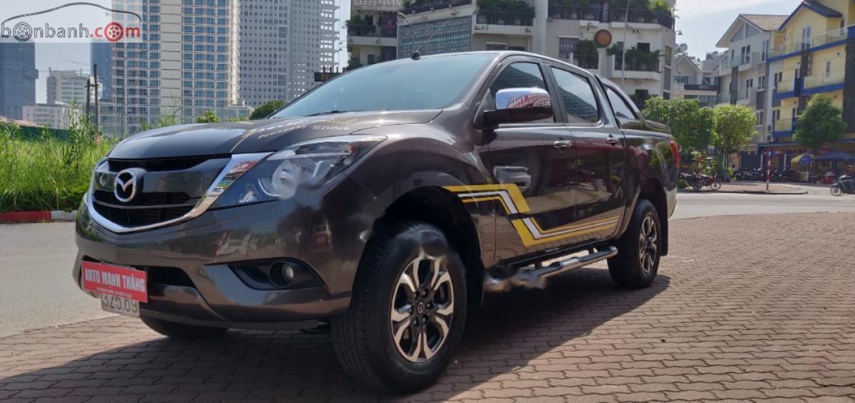 Mazda BT 50 2.2L 4x2 AT 2017 - Cần bán xe Mazda BT 50 2.2L 4x2 AT đời 2017, màu nâu, nhập khẩu  